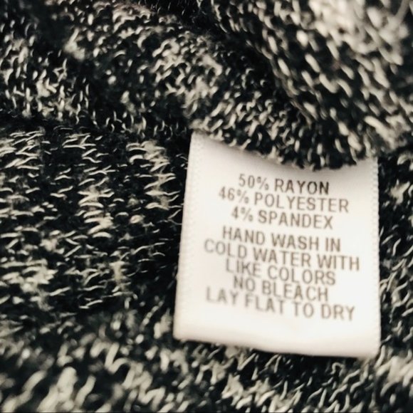 Gibson | NWOT Oversized Textured Top - Picture 2 of 4